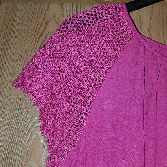Fuschia crochet sleeve dress - Picture 2 of 8